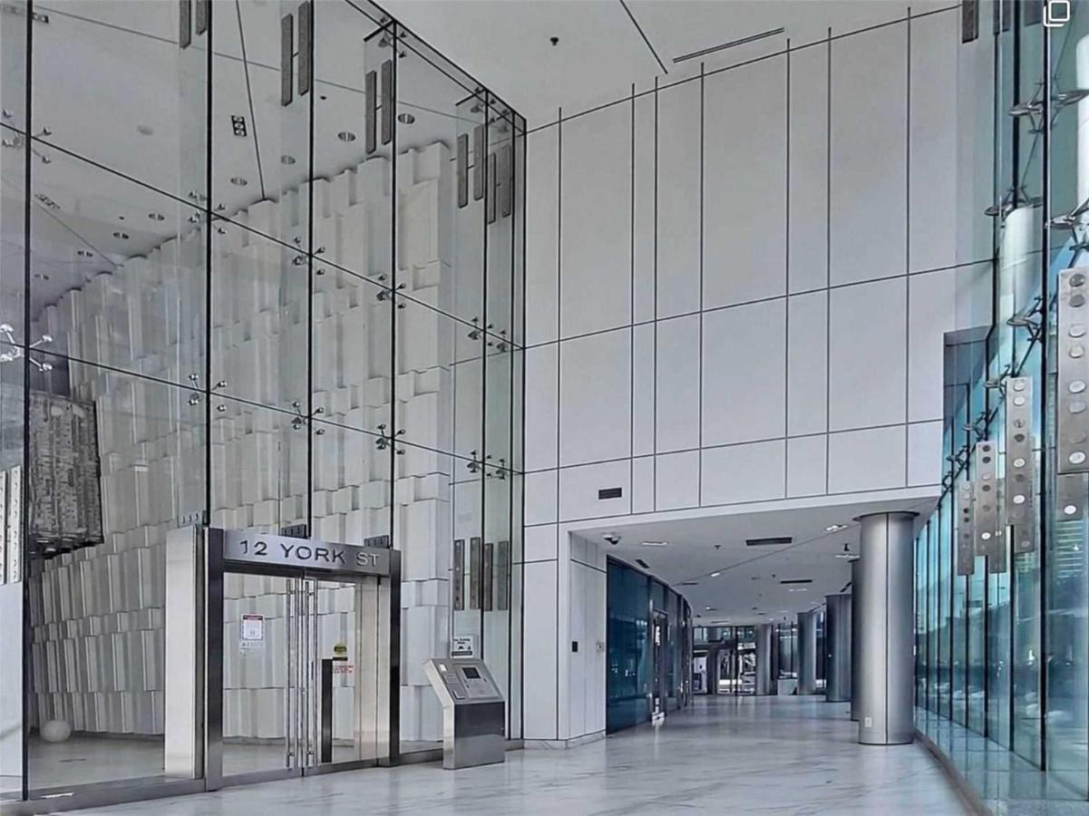 Luxury Condo In The Heart Of Toronto - Next To Scotiabank Arena Экстерьер фото
