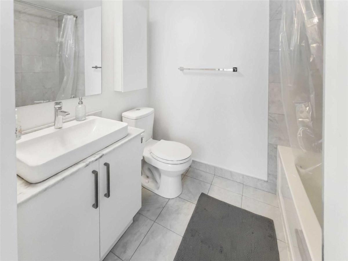 Luxury Condo In The Heart Of Toronto - Next To Scotiabank Arena Экстерьер фото